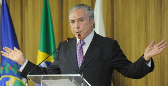 Temer faz apelo a prefeitos para que apoiem reforma